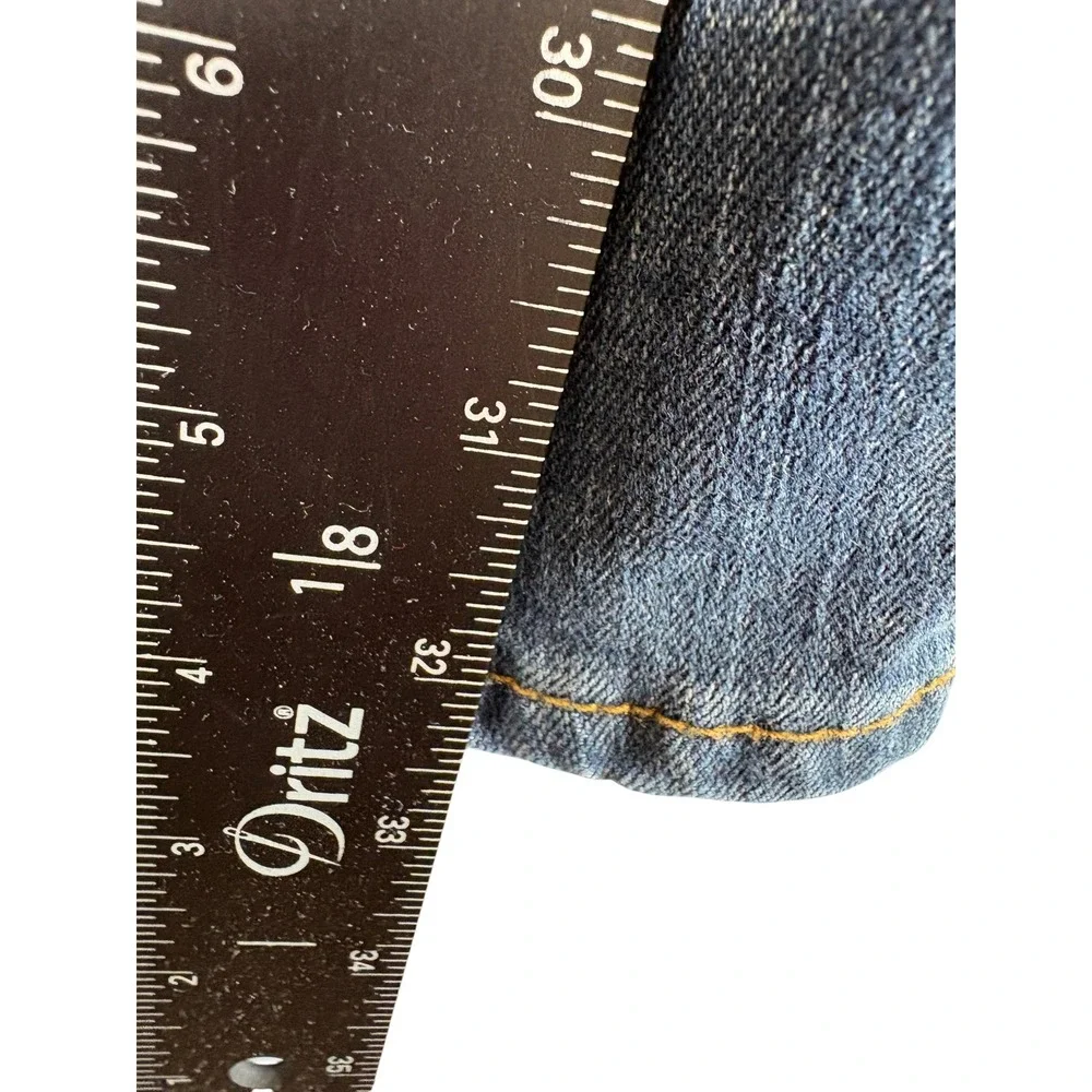 Levis levi 527
